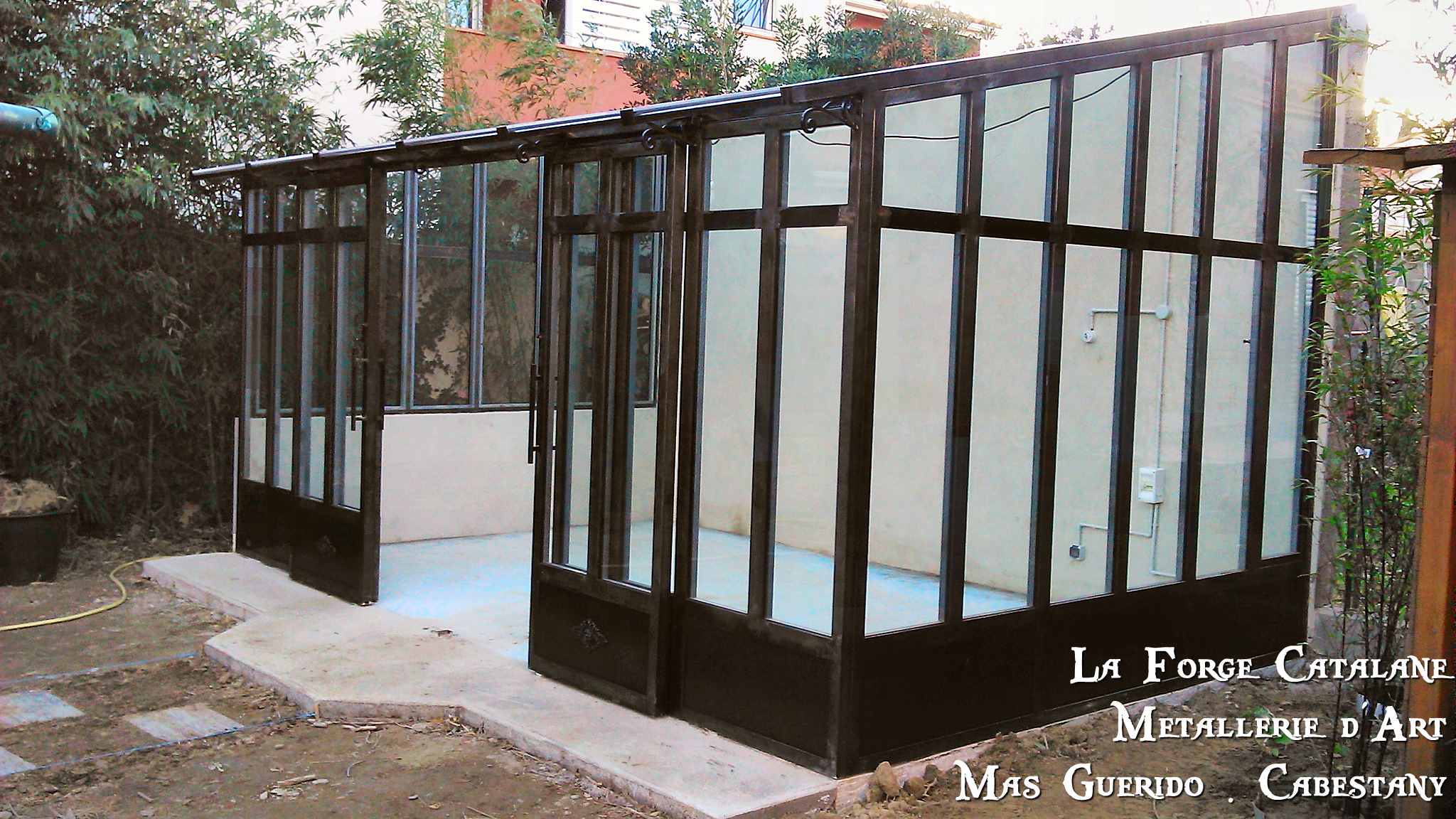 verriere ancien atelier local artiste elne 6 Forge Catalane.jpg